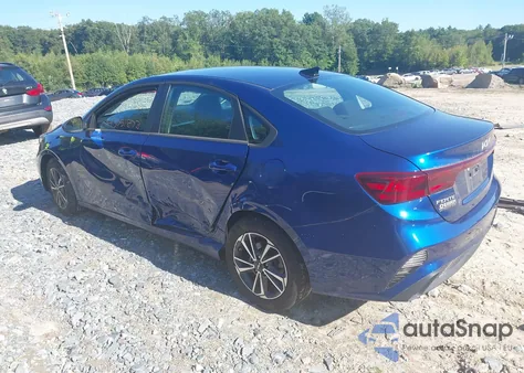 2022 Kia Forte Lxs из США, поврежденный, VIN 3KPF24AD3NE500097